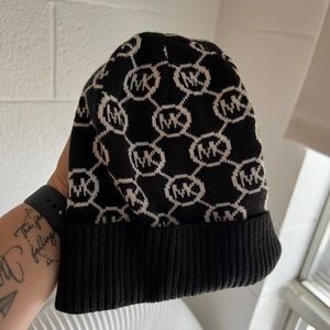 Michael Kors hat